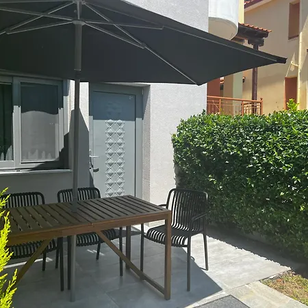 Apartment Holidays *