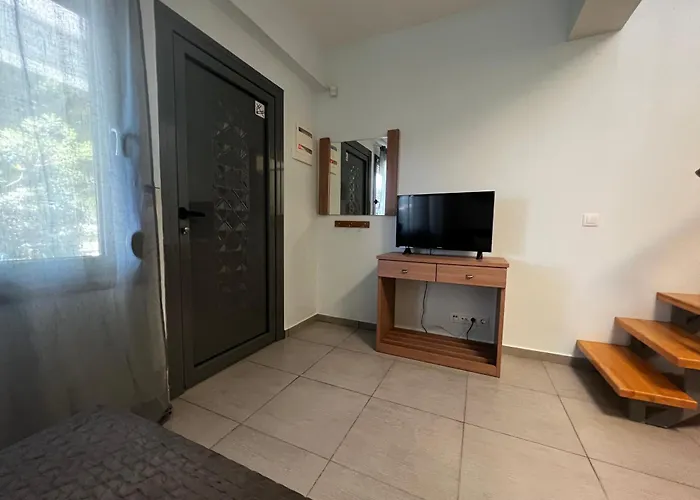 Holidays Apartman *