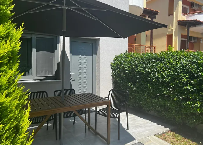 Apartament Holidays *